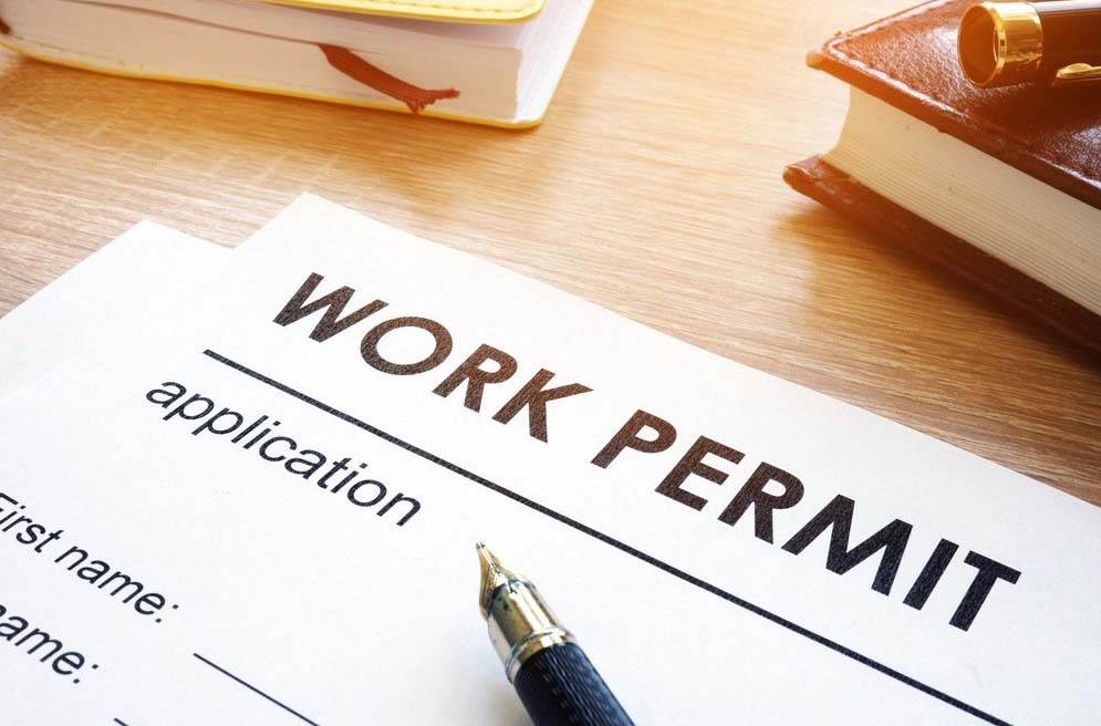 canada Work Permits, apply to work in Canada as a temporary worker, business person, and student